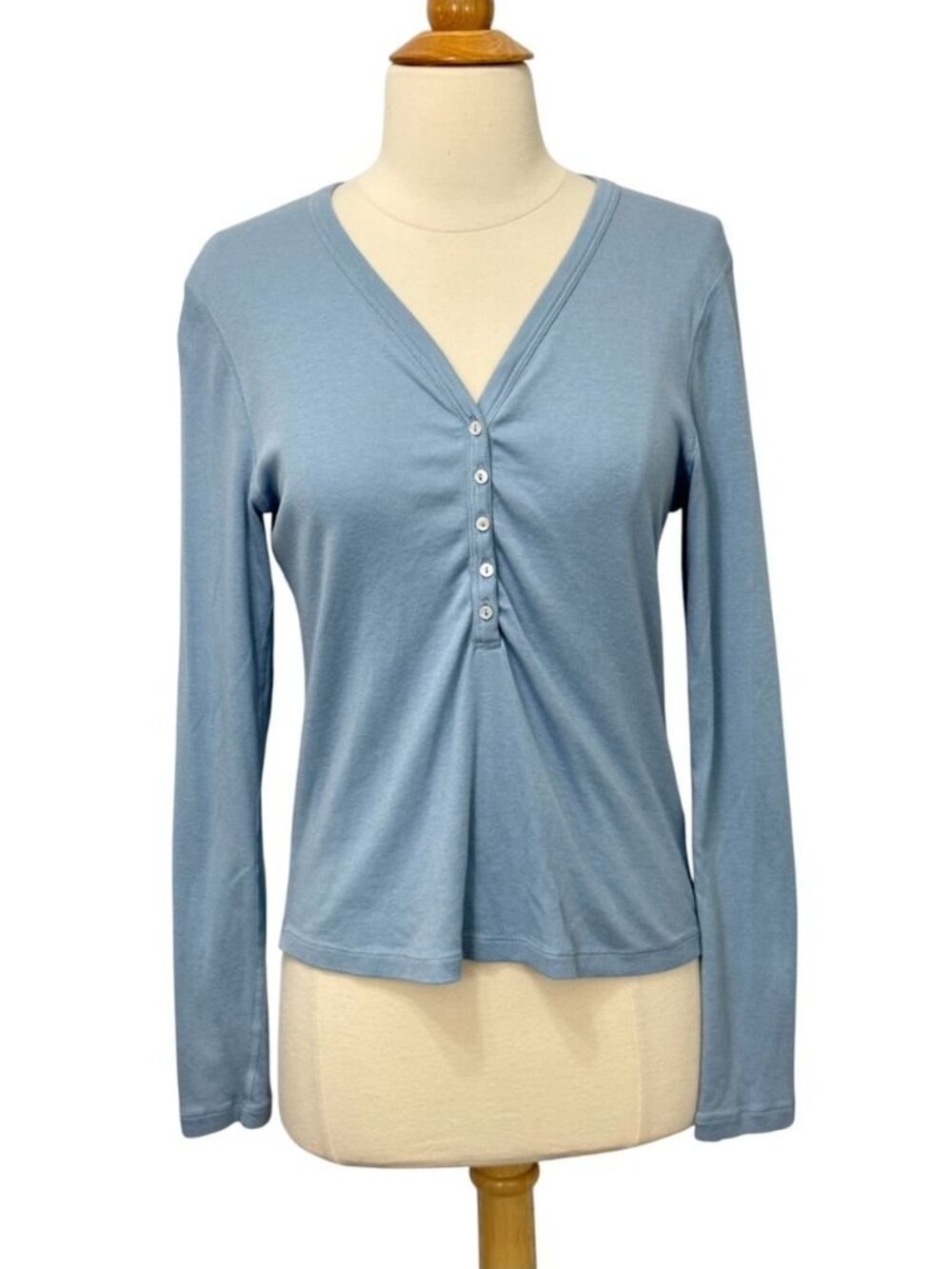 ANR+ Presented By Alp N Rock Women’s Light Blue Henley Long Sleeve Top Size M - Picture 9 of 9